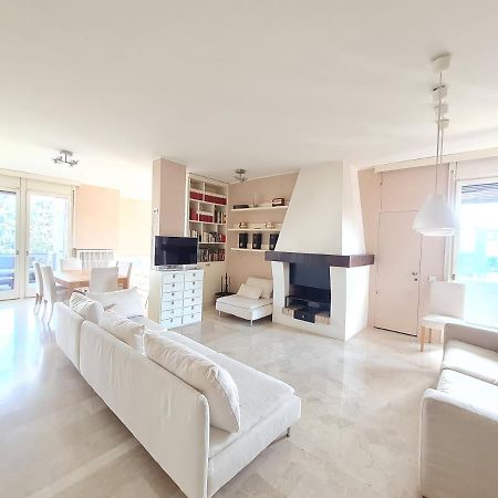 Ottoboni Charme Apartment With Terrace Milano Esterno foto