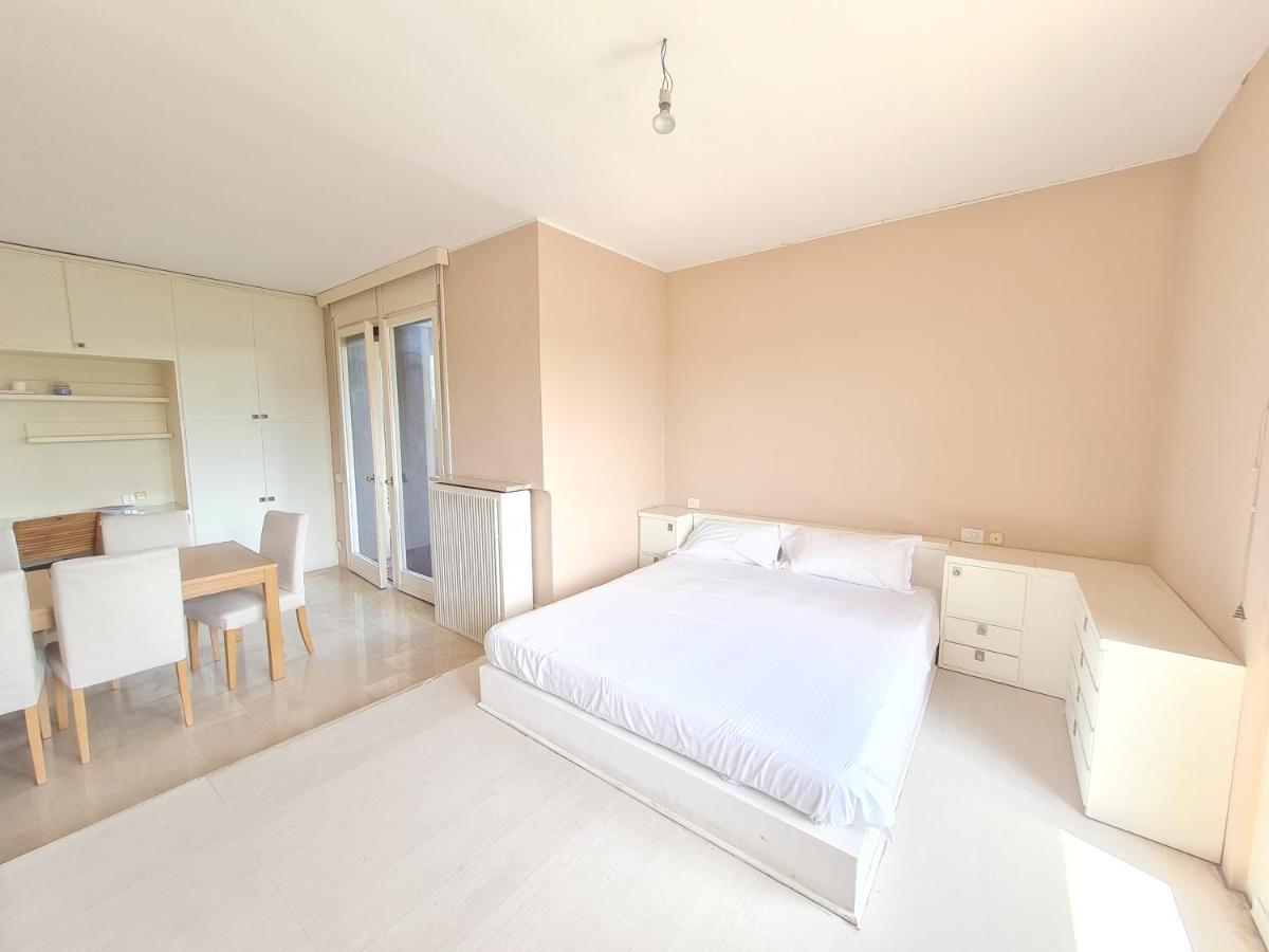 Ottoboni Charme Apartment With Terrace Milano Esterno foto